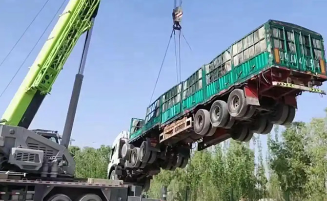 绥滨道路脱困救援案例